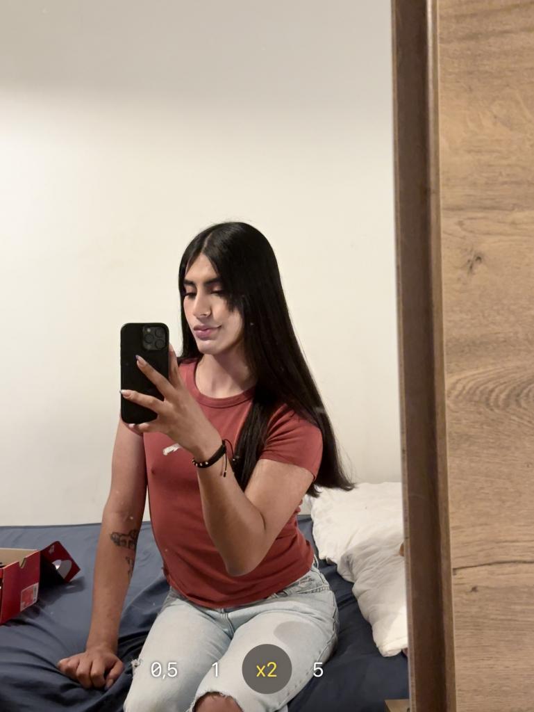 624343386: Transexual en La Coruña