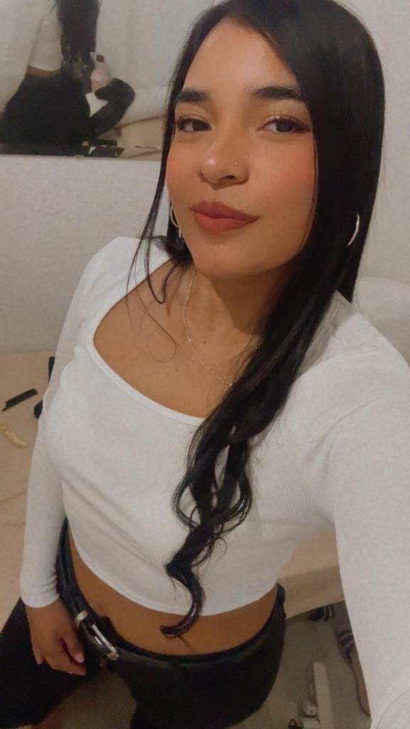602575147: Chica busca chico en Almería