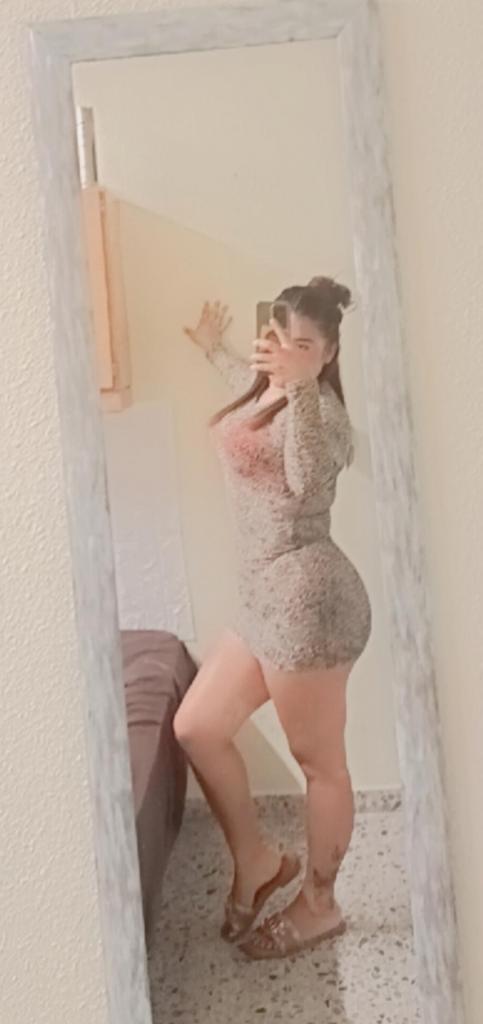 663149370: Chica busca chico en Tarragona
