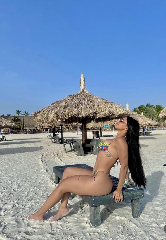 Chica busca chico en Cádiz: 