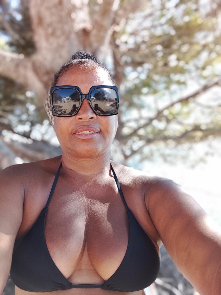 672592813: Chica busca chico en Tarragona