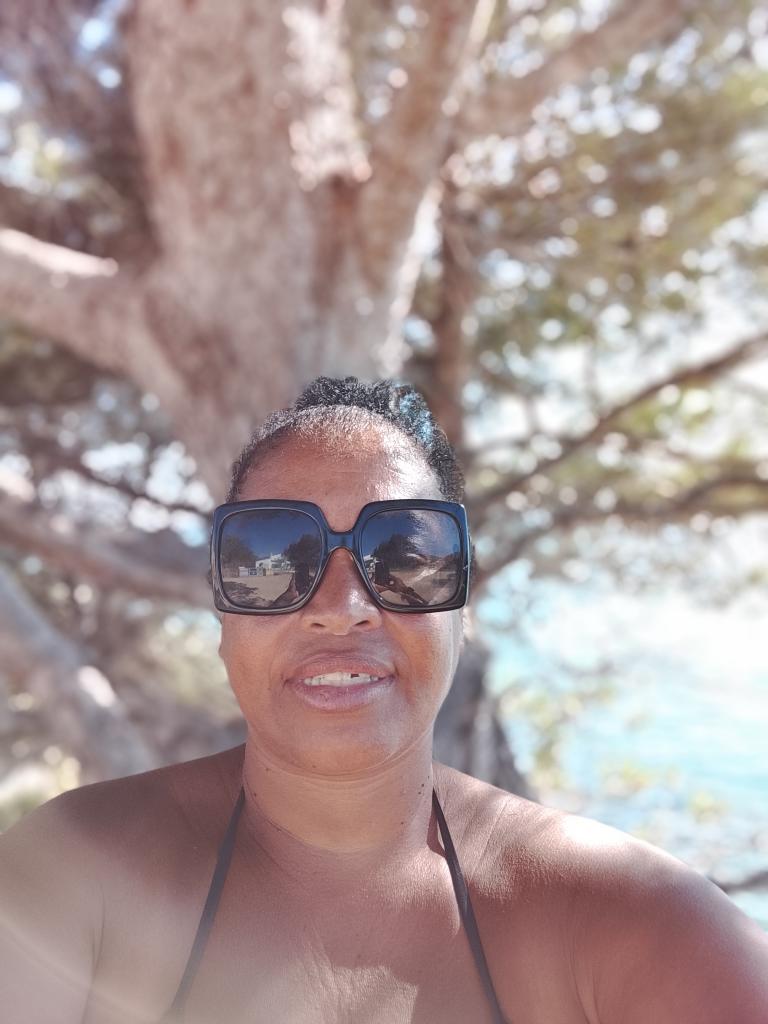 672592813: Chica busca chico en Tarragona