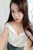 605242260: Chica busca chico en Barcelona