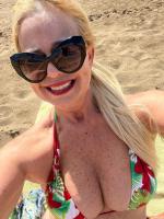 663652284: Chica busca chico en Navarra
