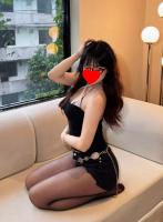 631233084: Chica busca chico en Barcelona