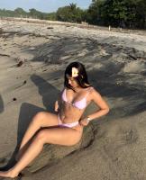 678953858: Chica busca chico en Granada