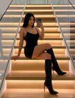 647342959: Chica busca chico en Barcelona