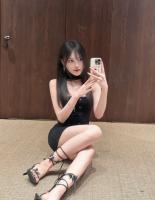 688189402: Chica busca chico en Barcelona