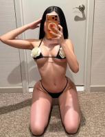613925331: Chica busca chico en Cádiz
