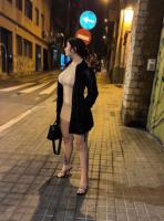 614008316: Chica busca chico en Barcelona