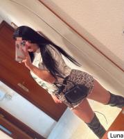 614702441: Chica busca chico en Madrid