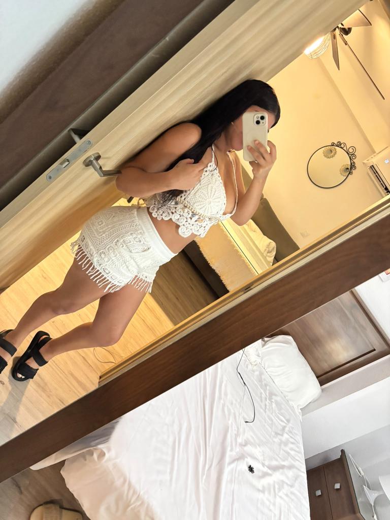 613920755: Chica busca chico en Málaga