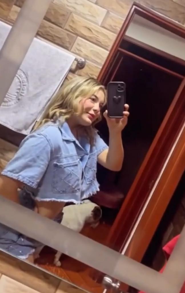 Chica busca chico en Ibiza: Chica busca chico