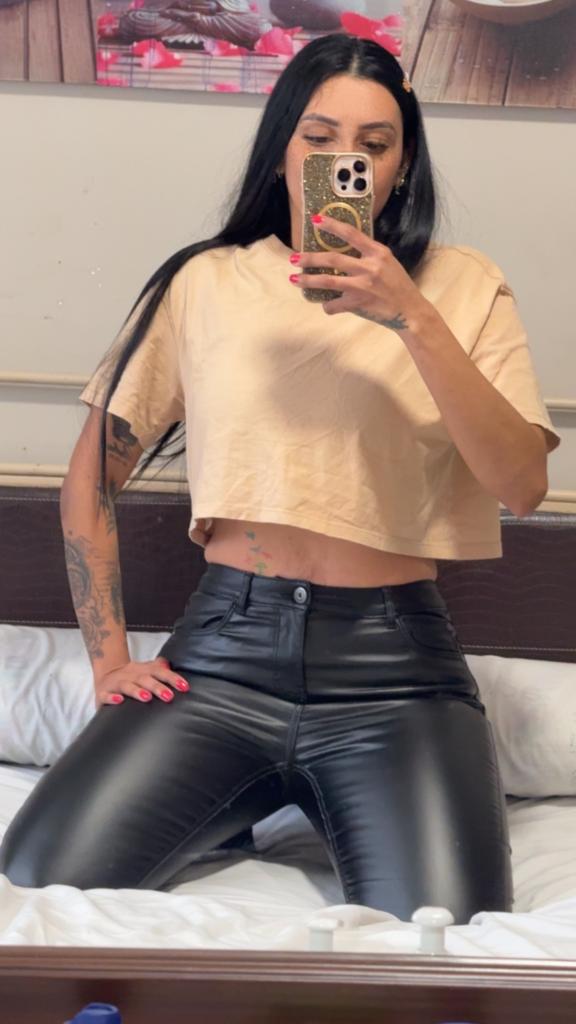 Chica busca chico en Huesca: 