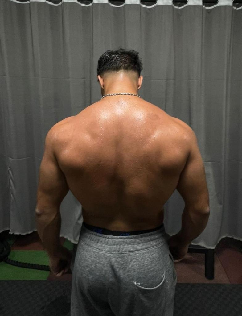 614473358: Chico busca chica en Madrid