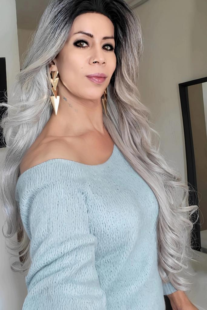 631825988: Travesti en Valencia