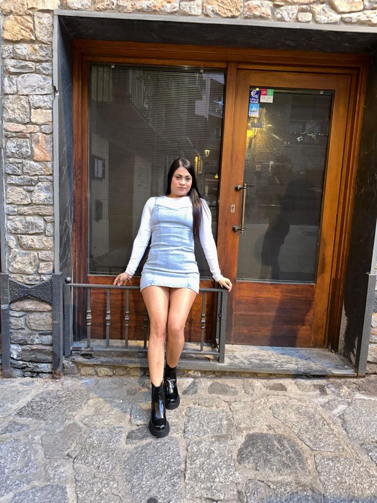 Chica busca chico en Barcelona: 