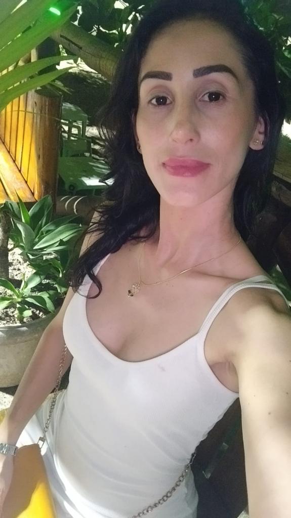 632185121: Chica busca chico en Tenerife