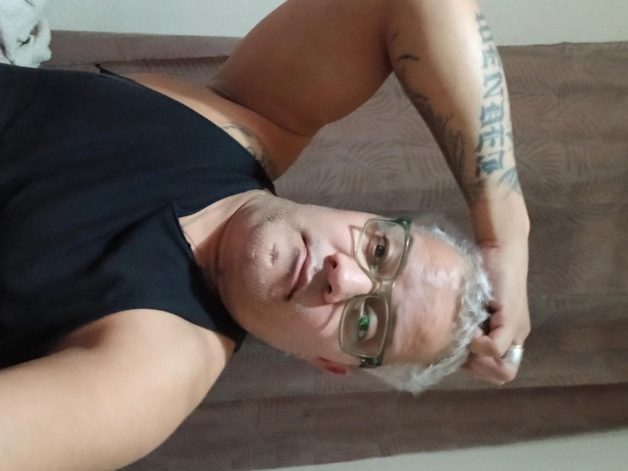 Chico busca chica en Zaragoza: 