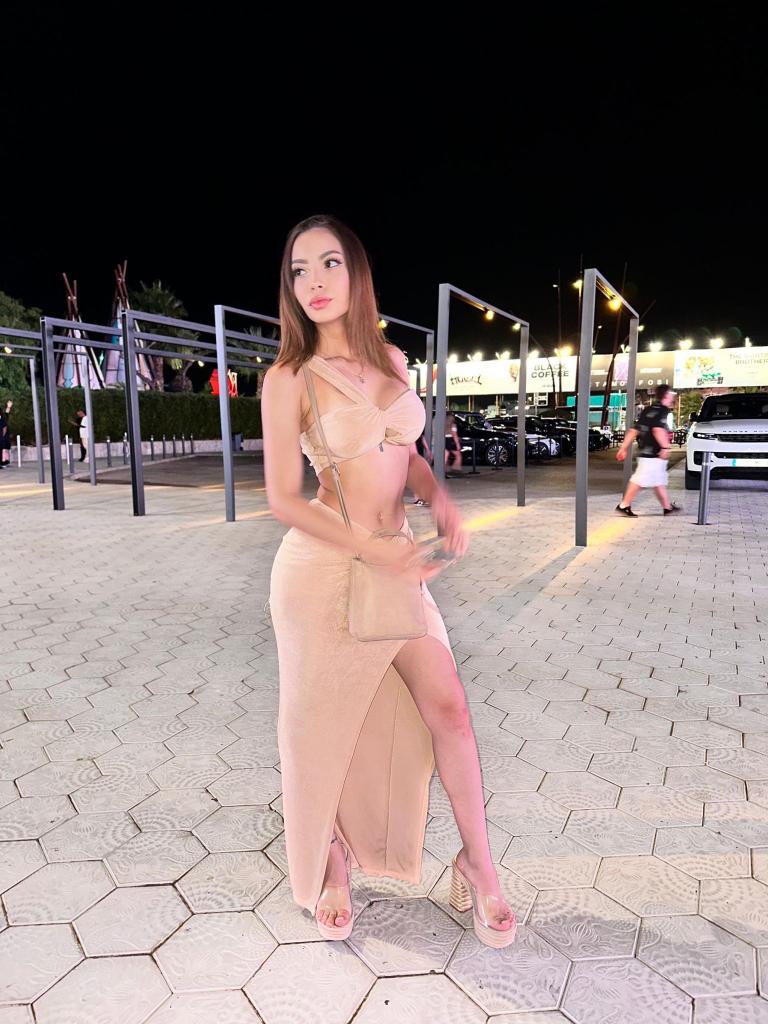 Chica busca chico en Alicante: 