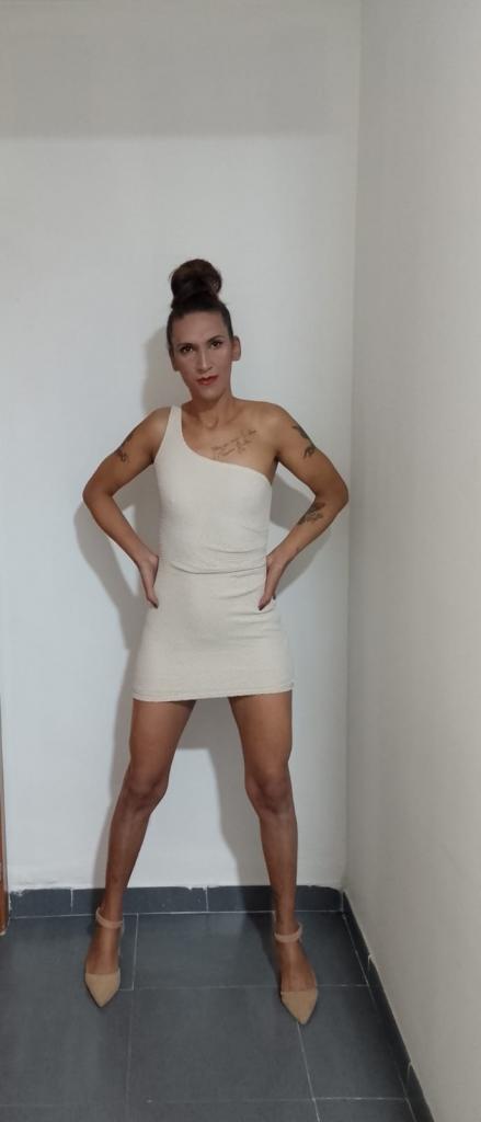 624901690: Transexual en Granada