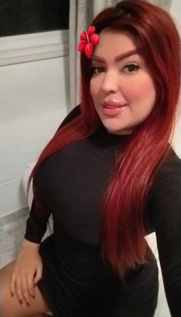 Chica busca chico en Tenerife: 