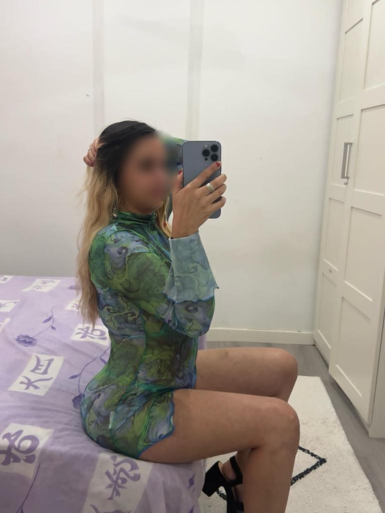 604208611: Chica busca chico en Alicante