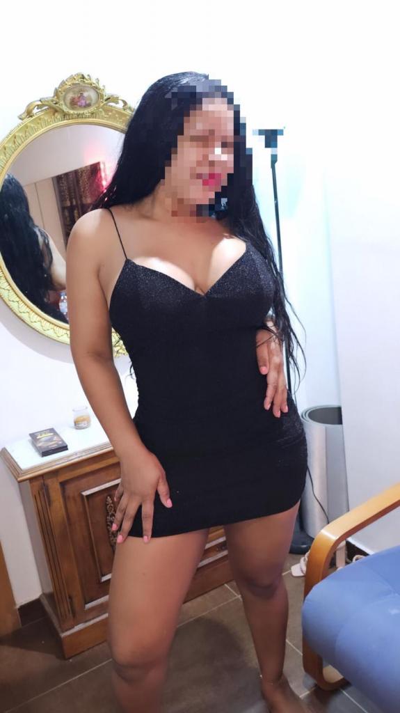 692519285: Chica busca chico en Barcelona