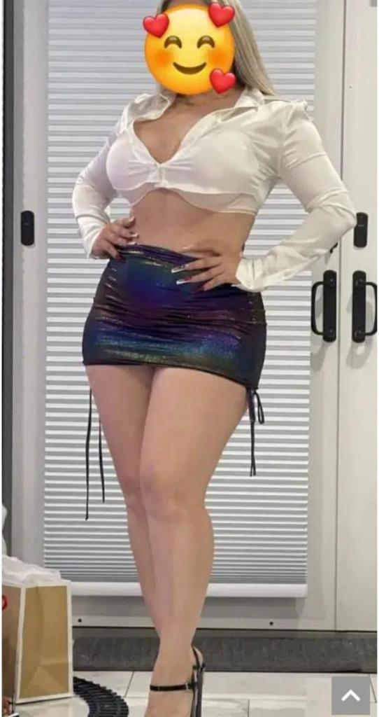 Chica busca chico en La Coruña: 