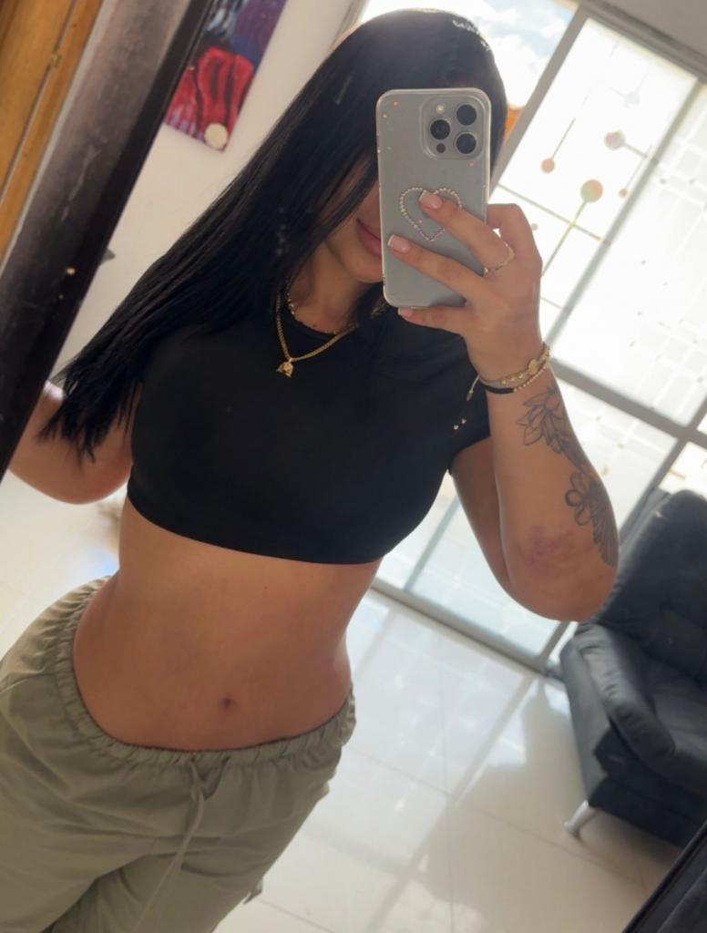 Chica busca chico en Cádiz: 