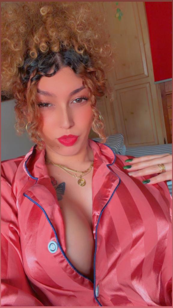 653723594: Transexual en Sevilla