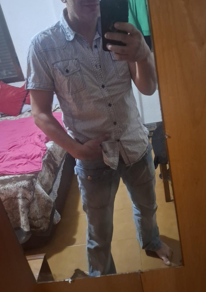 686972509: Chico busca chica en Castellón