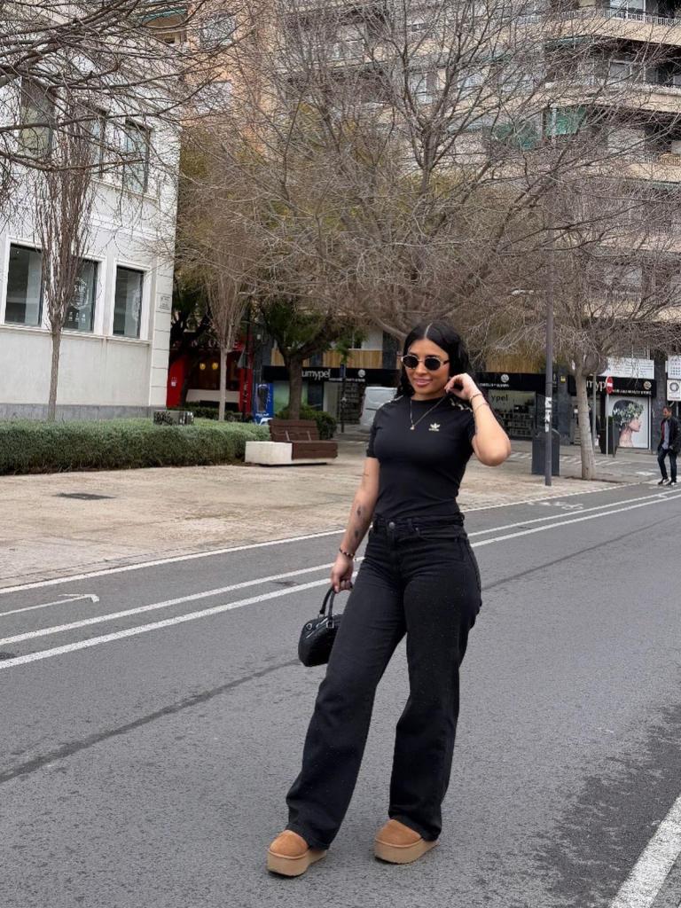 623318978: Chica busca chico en Murcia