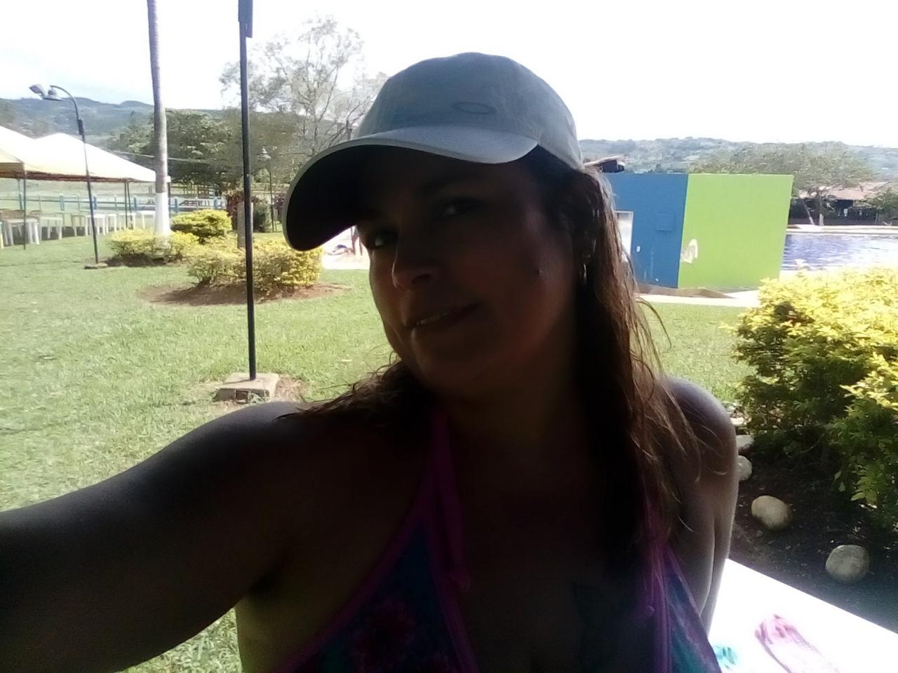 603462134: Chica busca chico en La Coruña