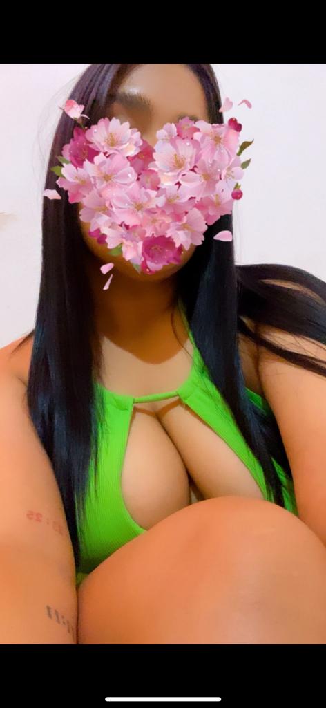 Chica busca chico en Granada: 