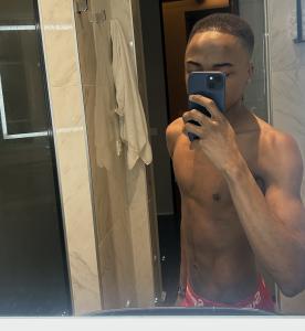 634714063: Chico busca chica en Alicante