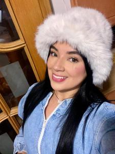 613639289: Chica busca chico en Barcelona