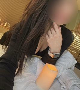 623167483: Chica busca chico en Cantabria