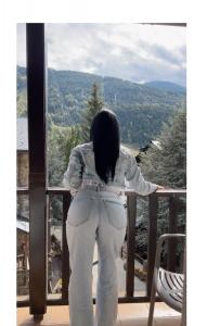 624313701: Chica busca chico en Granada