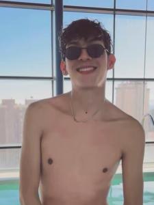 613859467: Chico busca chica en Alicante