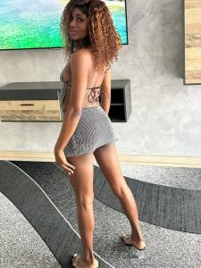 664238681: Chica busca chico en Málaga