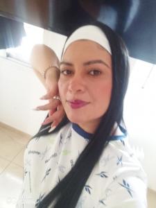 631165459: Chica busca chico en Tarragona