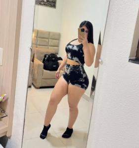 613385260: Chica busca chico en Barcelona