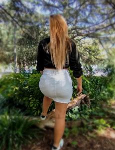 611283637: Chica busca chico en Barcelona