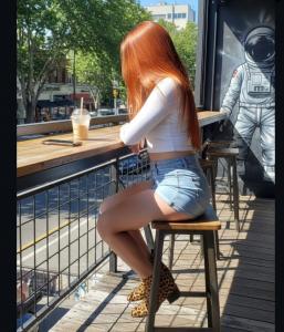 622094062: Chica busca chico en La Coruña