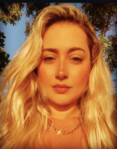 612297518: Chica busca chico en Málaga