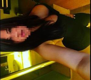 664371235: Chica busca chico en Valencia