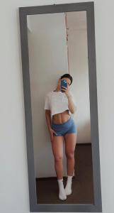 613654729: Chica busca chico en Madrid