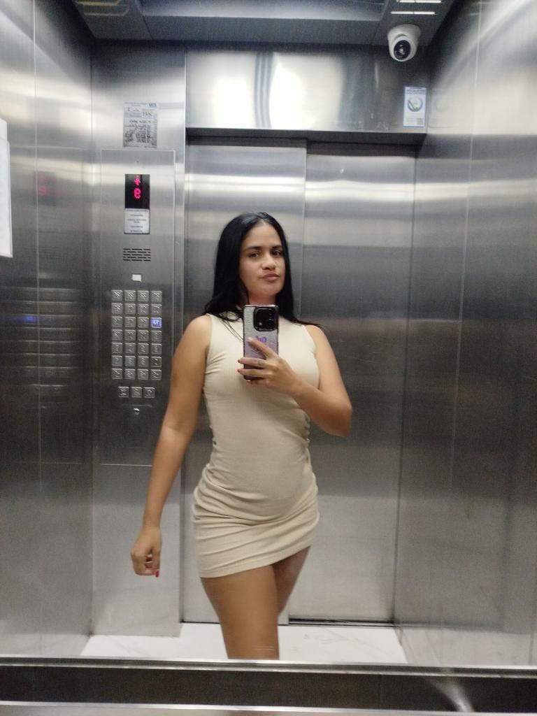 Chica busca chico en Almería: 