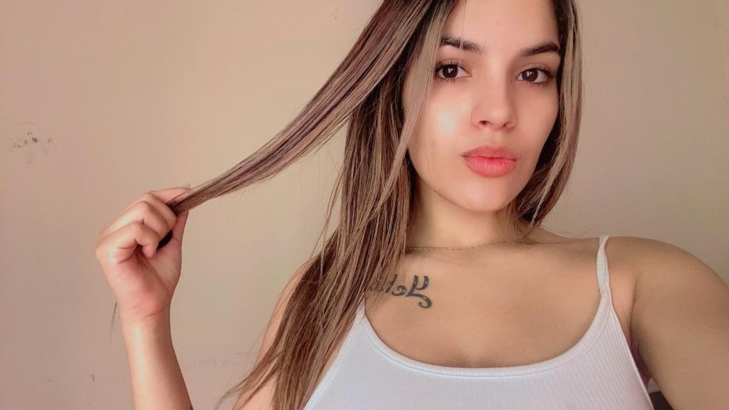 Chica busca chico en Ibiza: Chica busca chico